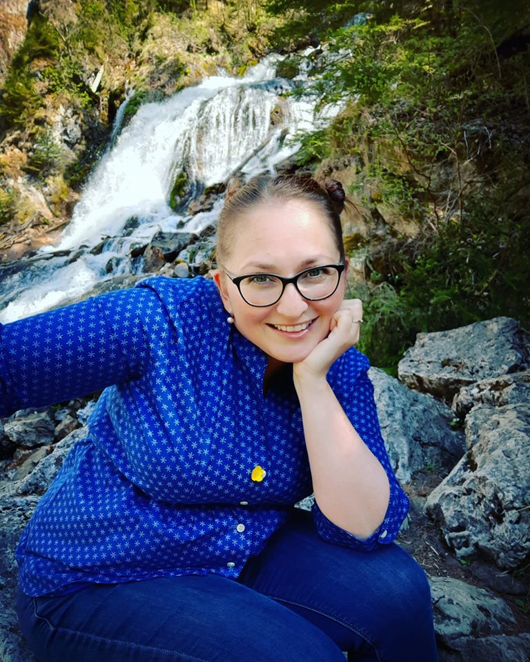 Krisztina Németh: Beim Salza Wasserfall in Österreich am TrachtTag