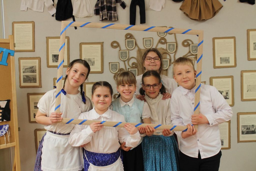 TrachtTag 2026 in der Móra-Grundschule in Wieselburg-Ungarisch-Altenburg/Mosonmagyaróvár - Zugeschickt von: Nikola Jenei